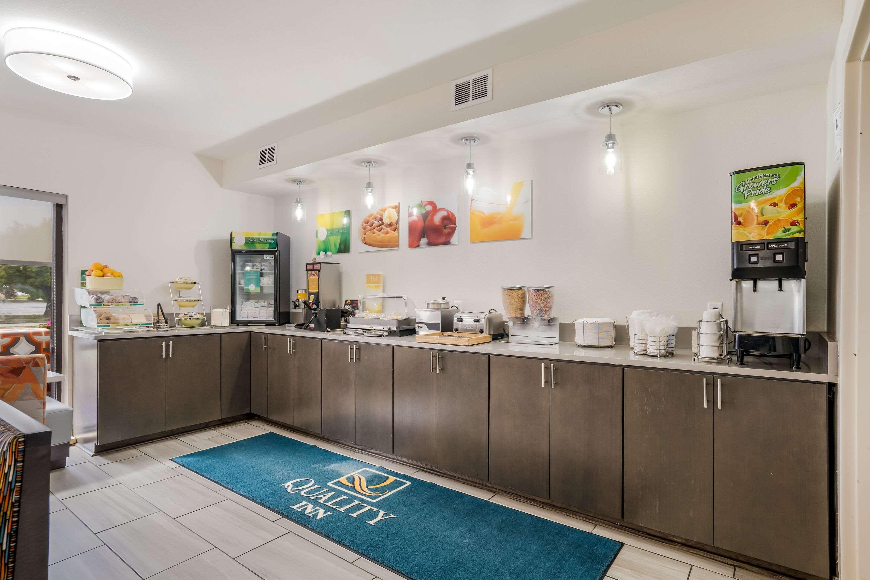 Quality Inn Jacksonville Near Camp Lejeune Ngoại thất bức ảnh