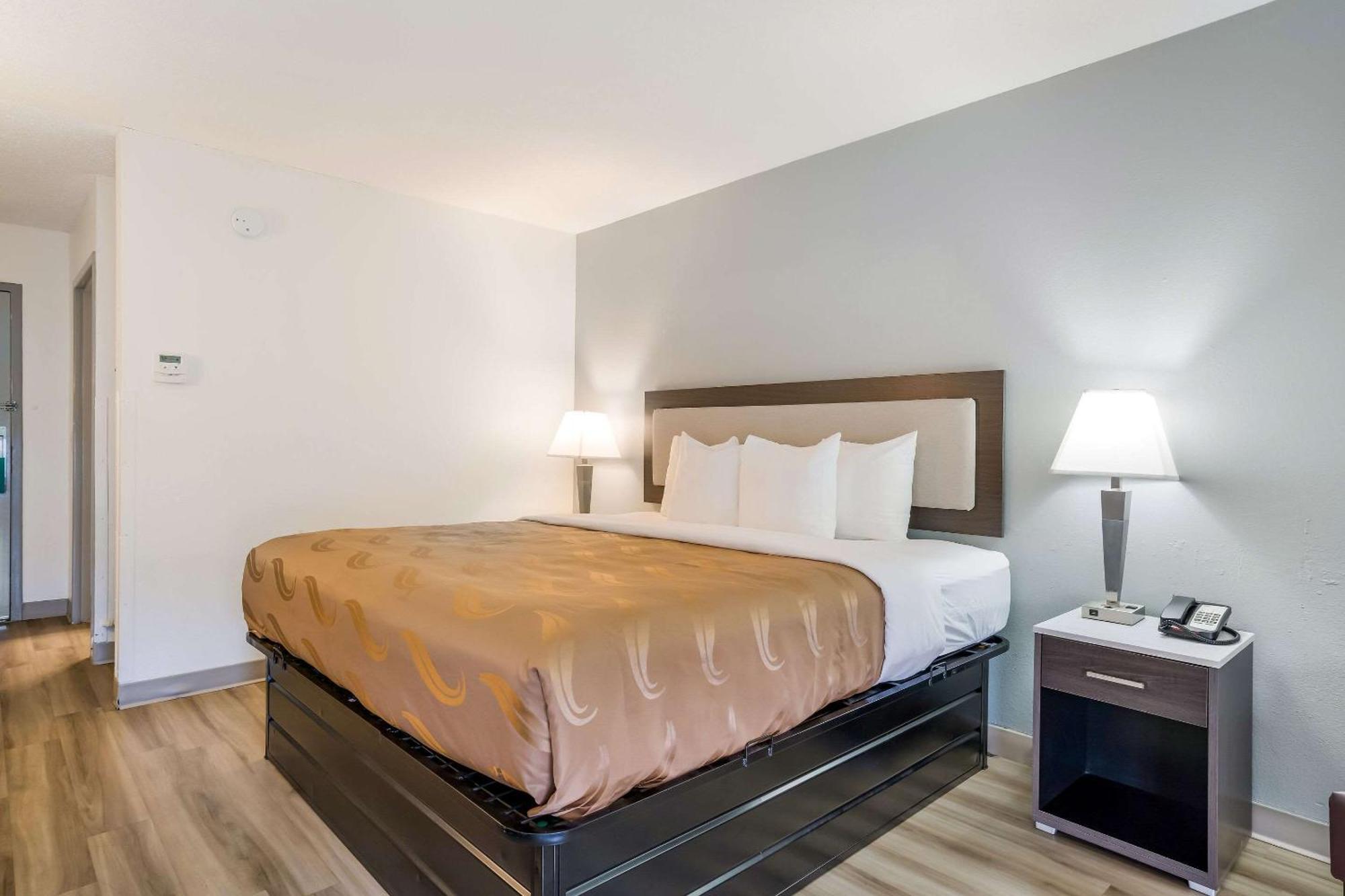 Quality Inn Jacksonville Near Camp Lejeune Ngoại thất bức ảnh