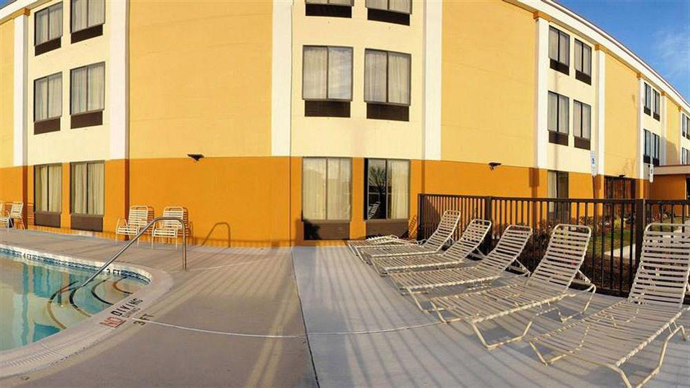 Quality Inn Jacksonville Near Camp Lejeune Ngoại thất bức ảnh