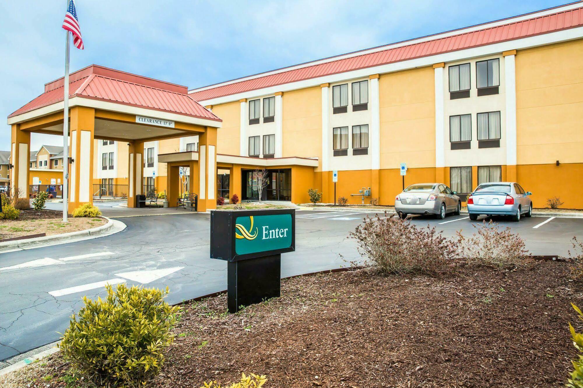Quality Inn Jacksonville Near Camp Lejeune Ngoại thất bức ảnh